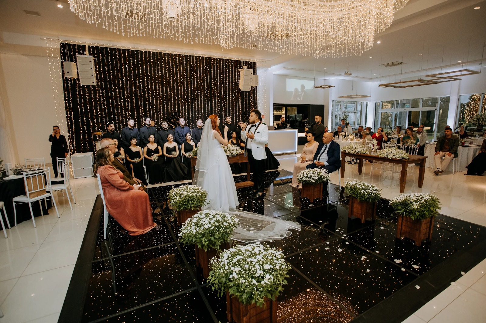 Foto do casal Micael e Romana
